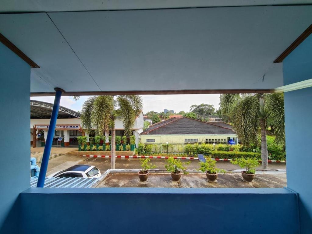 Phu Nga Hotel Natai Beach Exterior foto